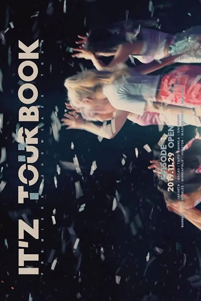 ITZY IT'z TOURBOOK cover